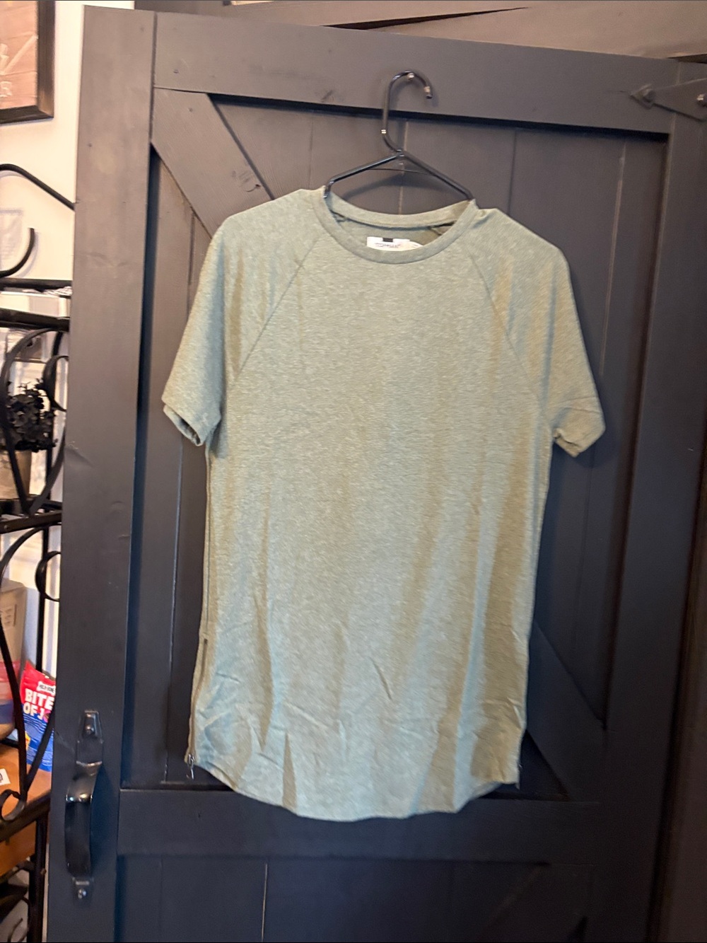 Men's Short Sleeve Crew Tee in Sage Green